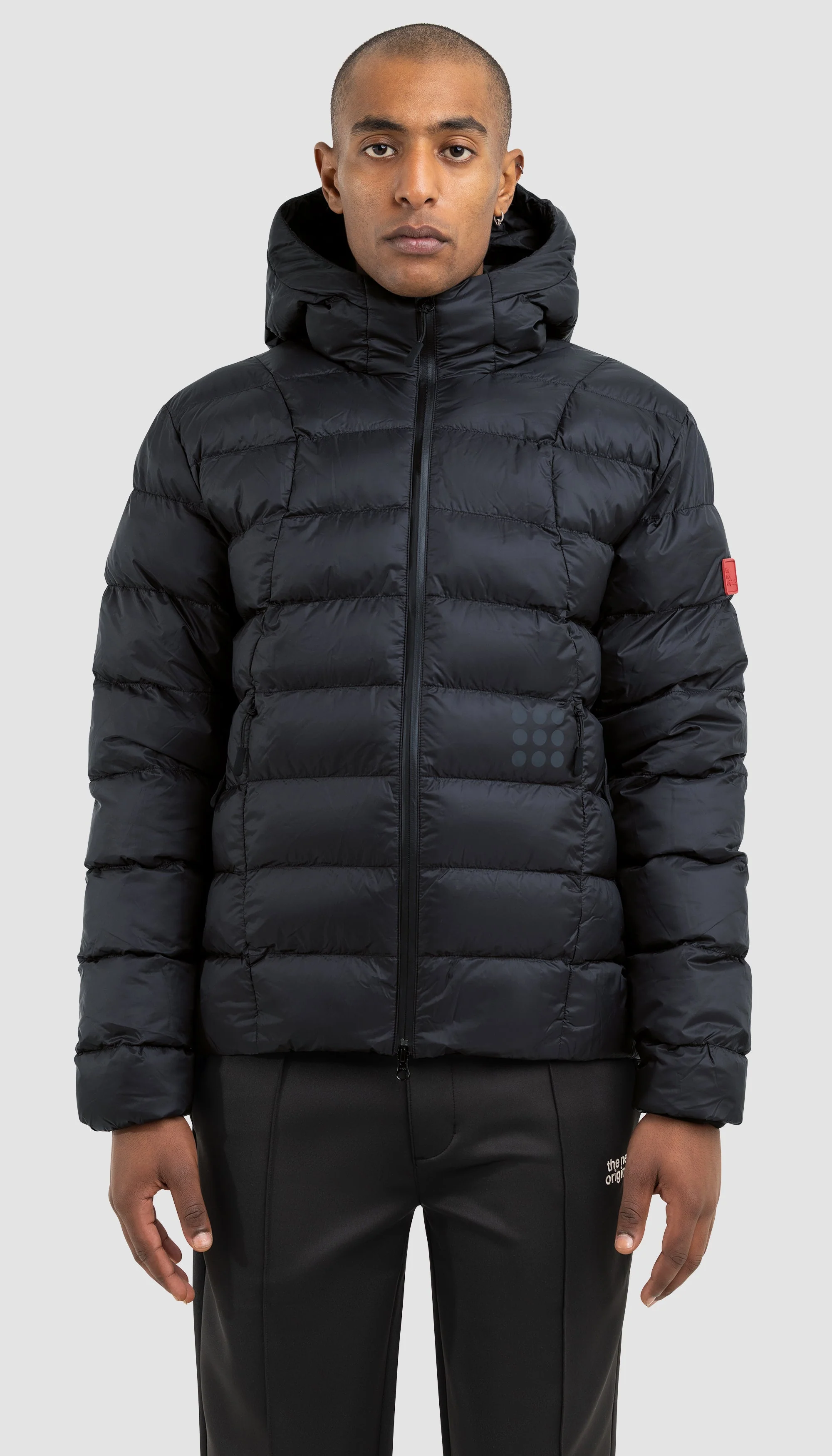 9-Dots Engine Light Down Jacket Black | Black - Image 3