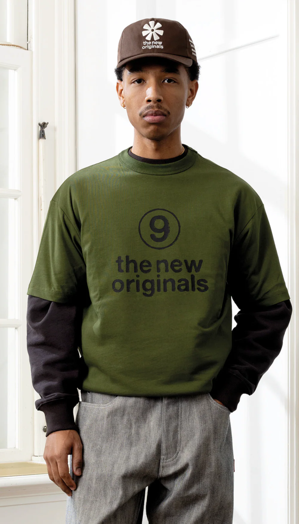 9 Emblem Tee Gold Moss | Gold Moss - Image 3